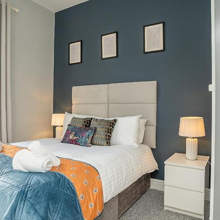 2 Bdr & 1 Bdr Apartments At Queens Uni By Belfast City Breaks Екстер'єр фото