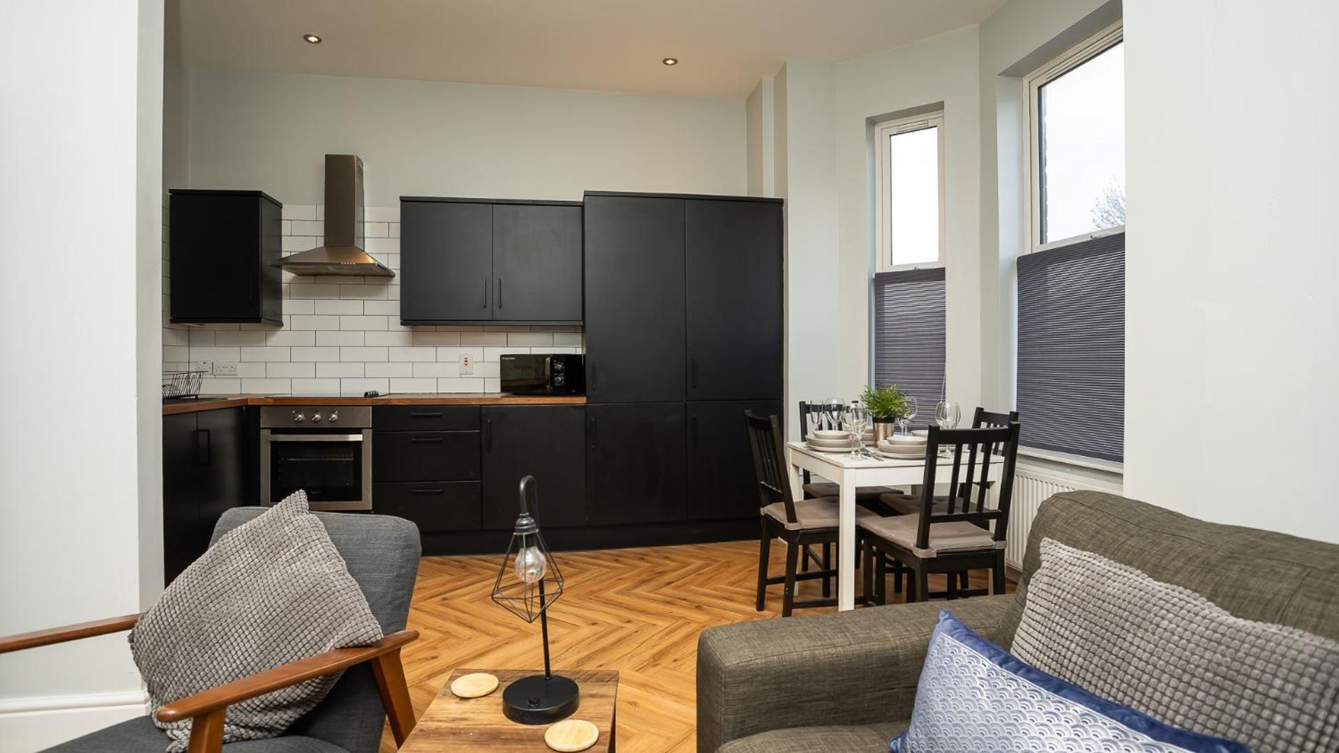 2 Bdr & 1 Bdr Apartments At Queens Uni By Belfast City Breaks Екстер'єр фото