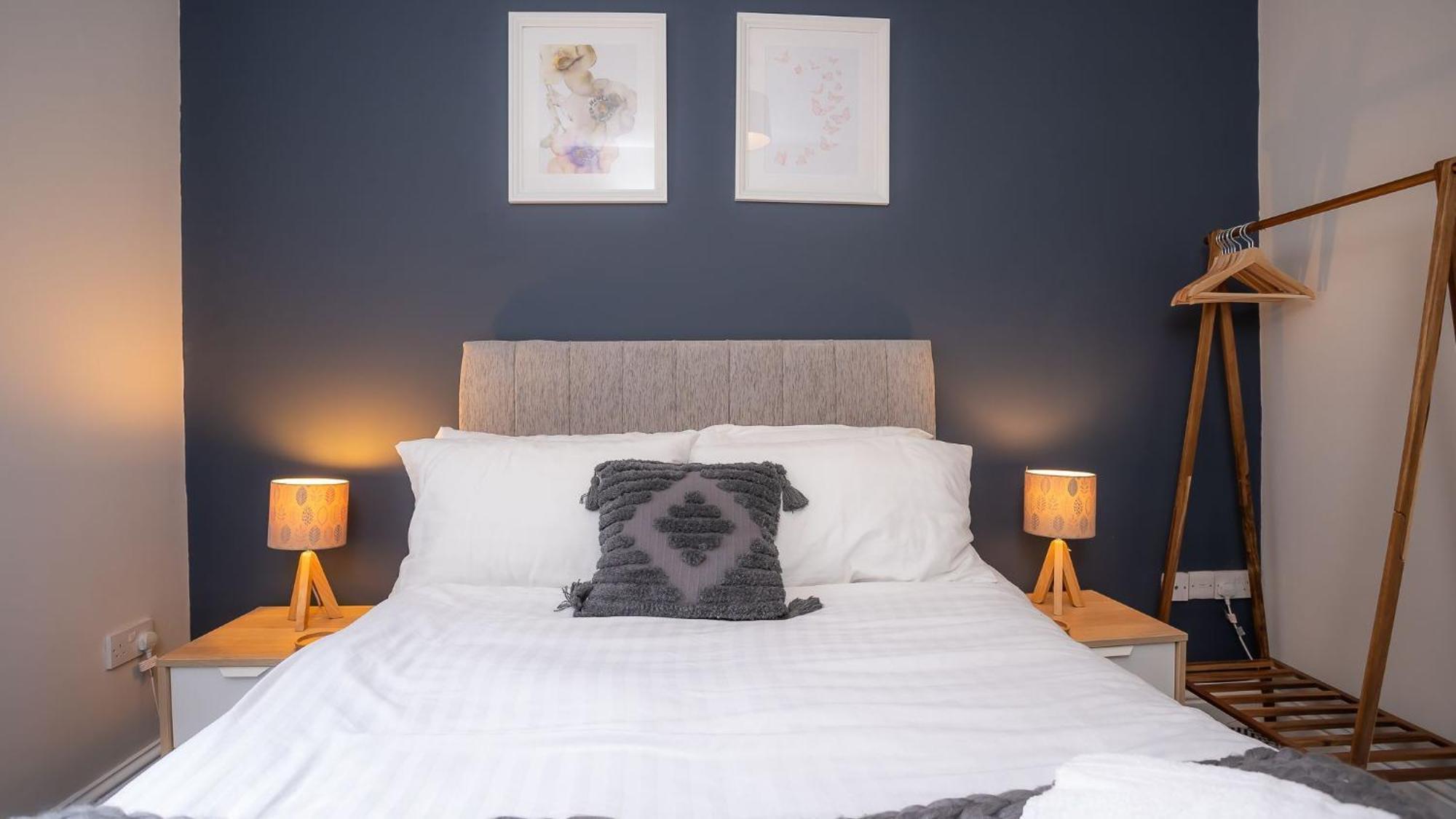 2 Bdr & 1 Bdr Apartments At Queens Uni By Belfast City Breaks Номер фото