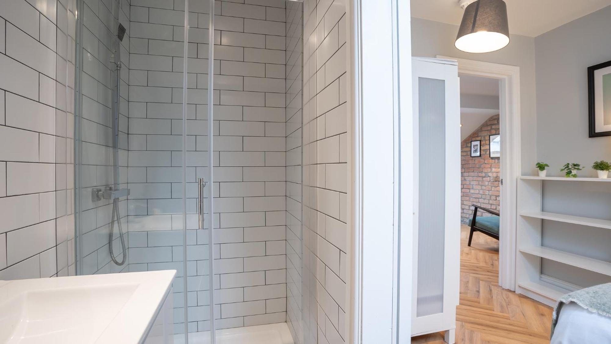 2 Bdr & 1 Bdr Apartments At Queens Uni By Belfast City Breaks Номер фото
