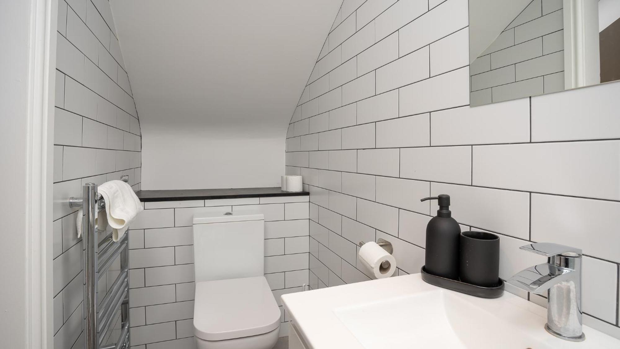 2 Bdr & 1 Bdr Apartments At Queens Uni By Belfast City Breaks Екстер'єр фото